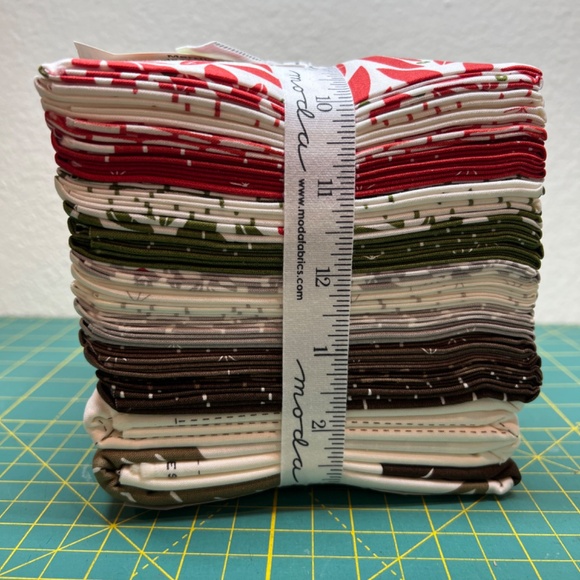 Quilting cotton - adorable Xmas bundle! - Picture 2 of 3